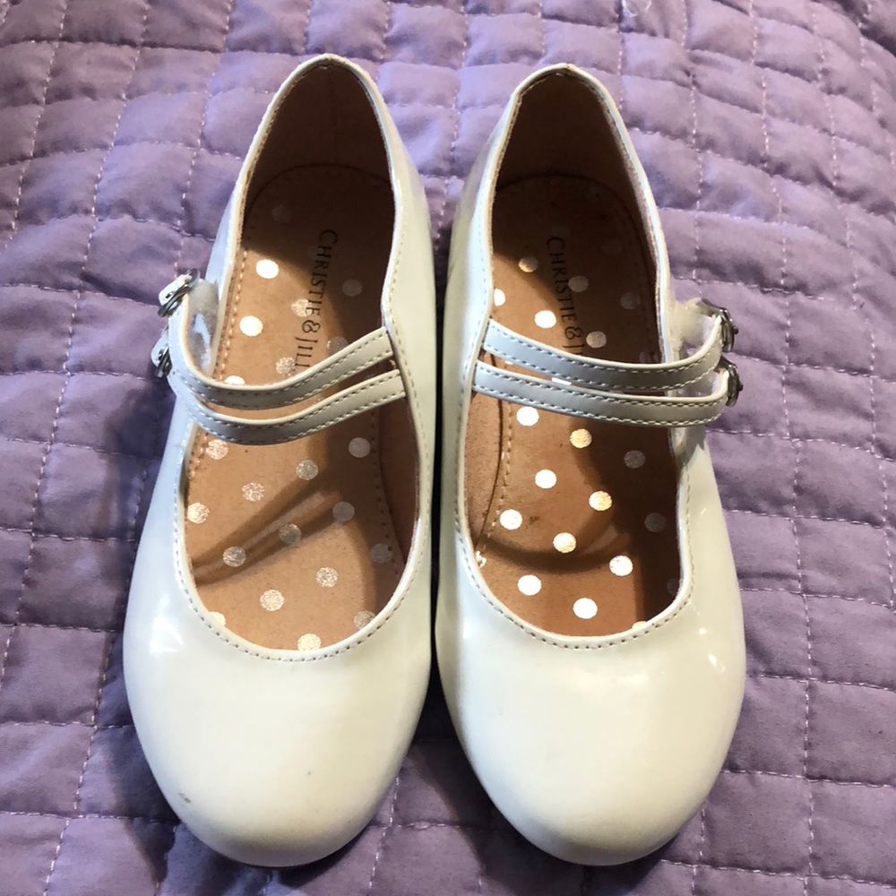 Little girl  dress shoes